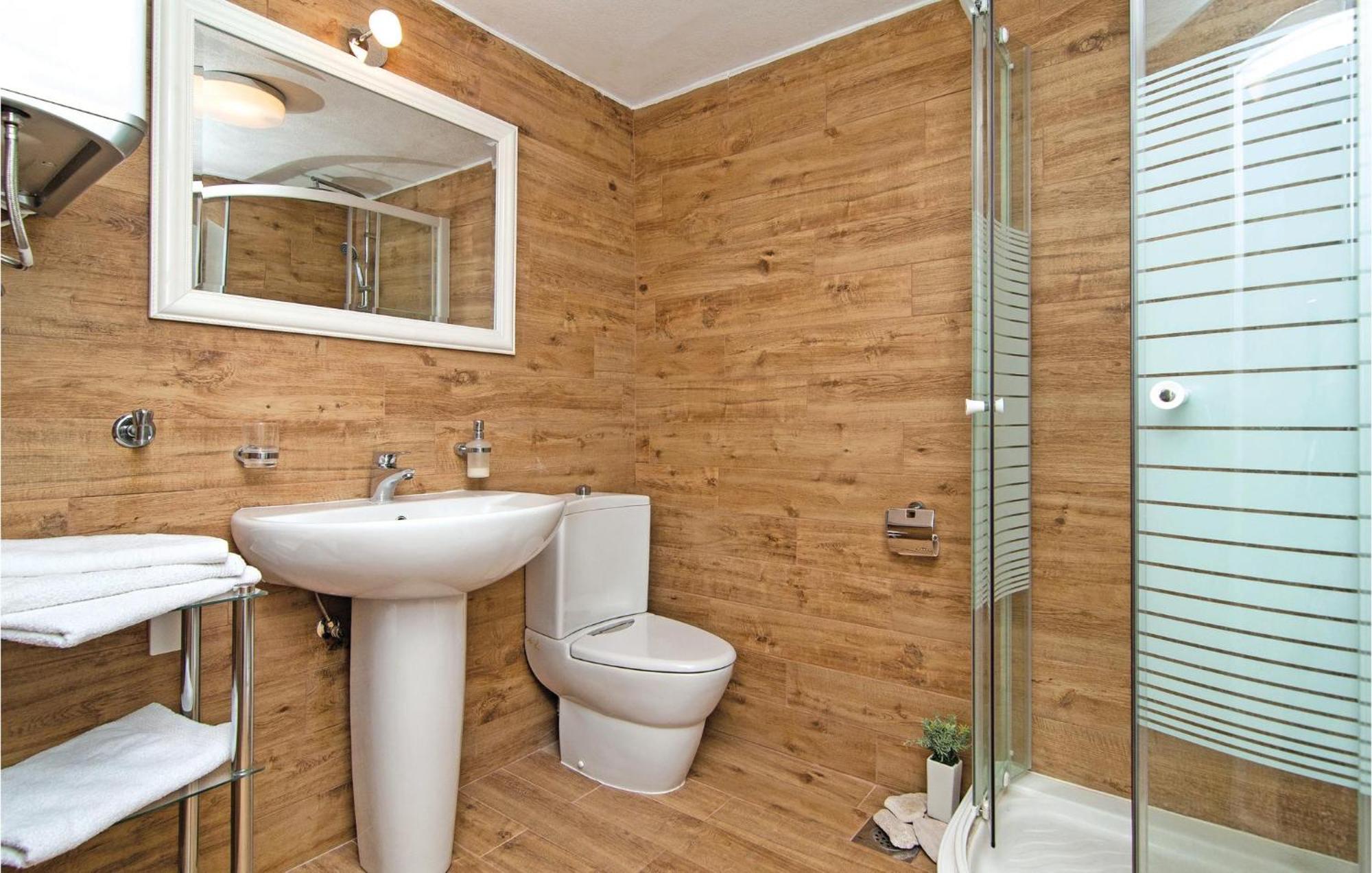3 Bedroom Cozy Home In Supetar Exterior foto